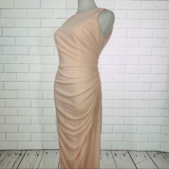 David's Bridal F19946 Petal Bridesmaid Dress - 14 - Picture 6 of 16